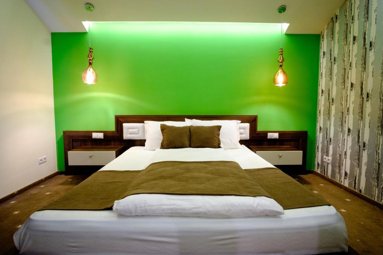 Hotel Poezia Luna Exterior photo